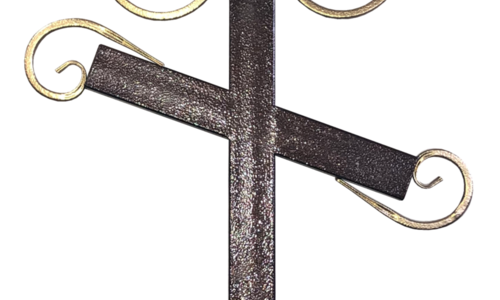 Крест с цветником